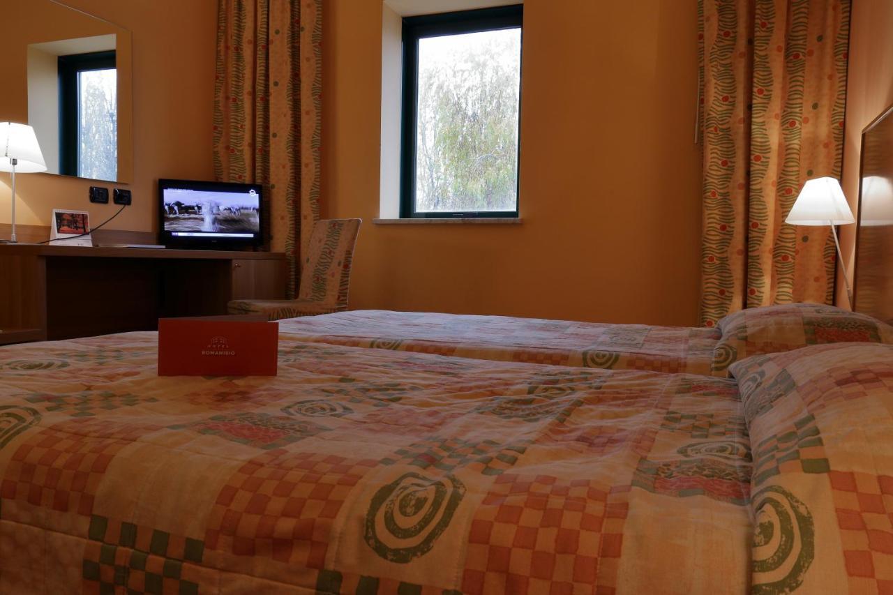 Hotel Romanisio Фоссано Экстерьер фото